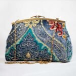 Sac Z’man – Broderie Multicolore & Velours Royal